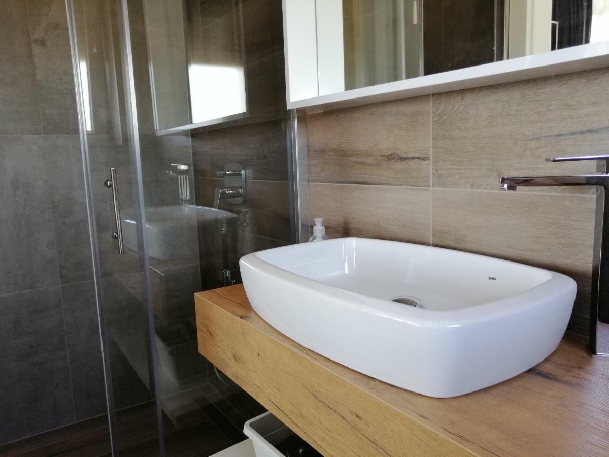 Villa Orao Kaštel Novi Exteriér fotografie