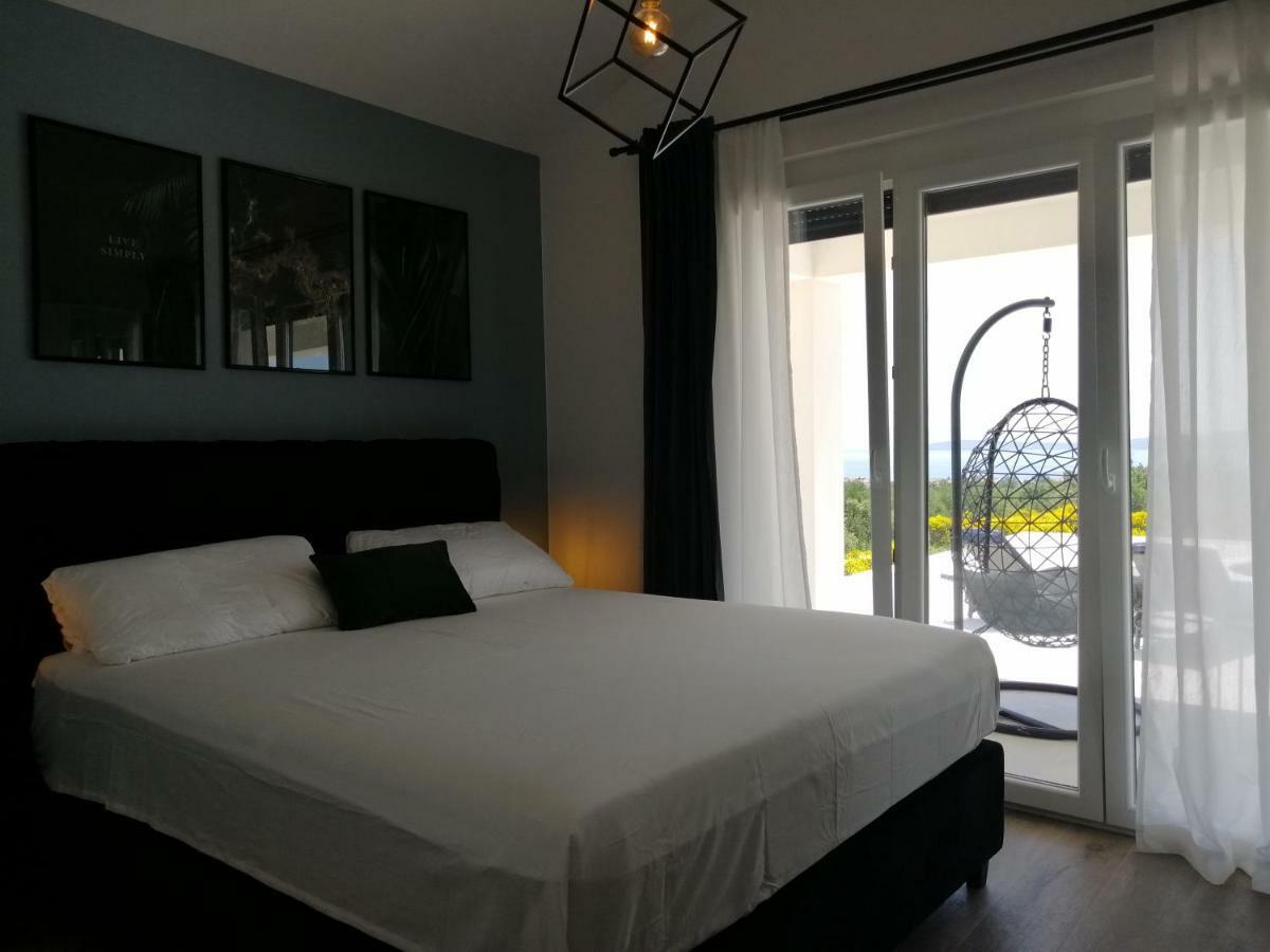 Villa Orao Kaštel Novi Exteriér fotografie