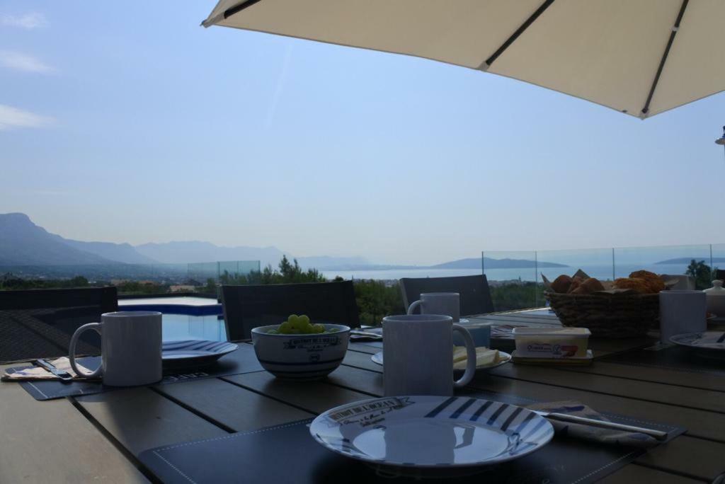 Villa Orao Kaštel Novi Exteriér fotografie