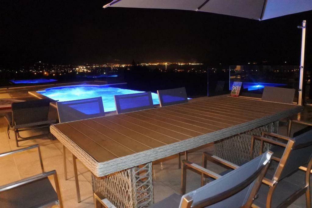 Villa Orao Kaštel Novi Exteriér fotografie